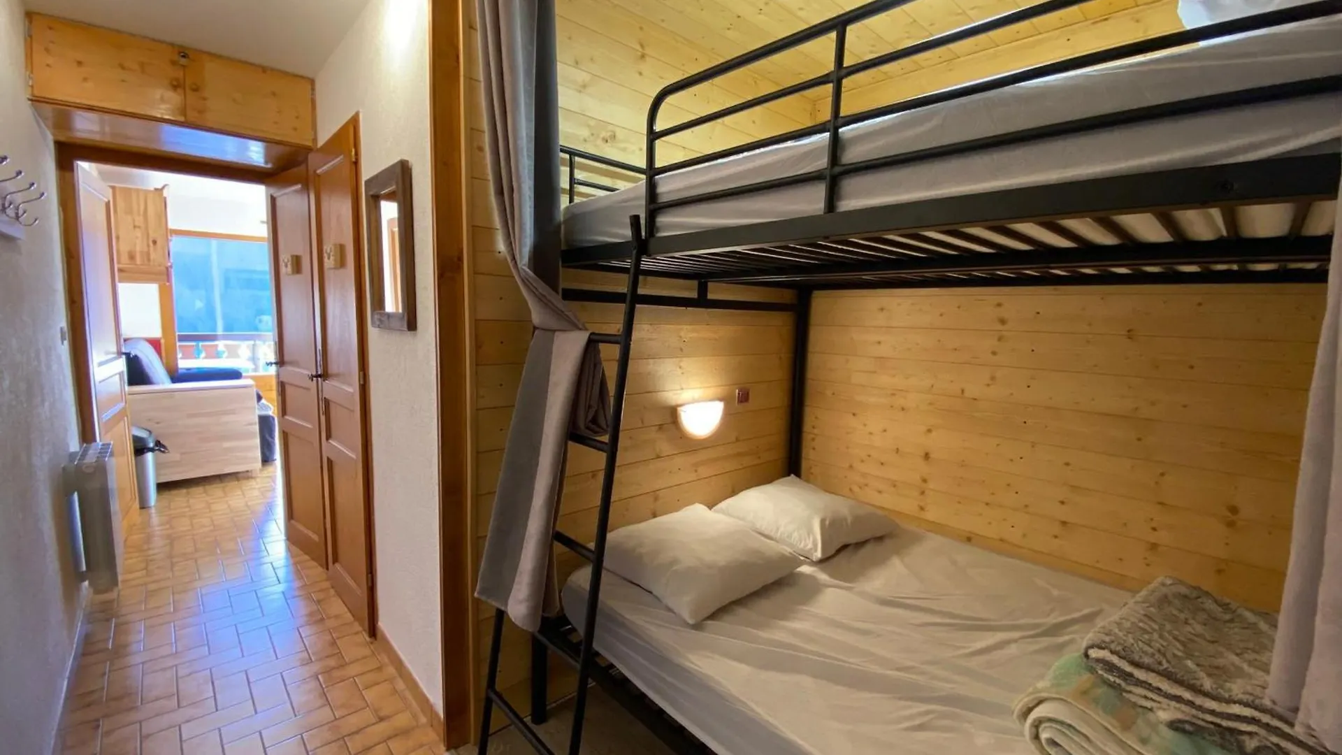 Apartment Studio Charmant, Proche Telesiege, Parking Inclus - Fr-1-693-86 Chatel France